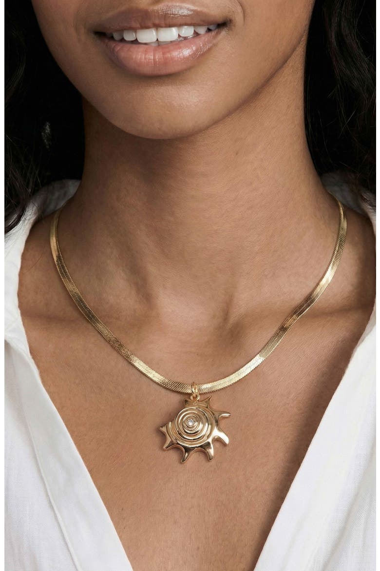 Mermaid Cove Conch Pendant Necklace, Alternate, color, GOLD
