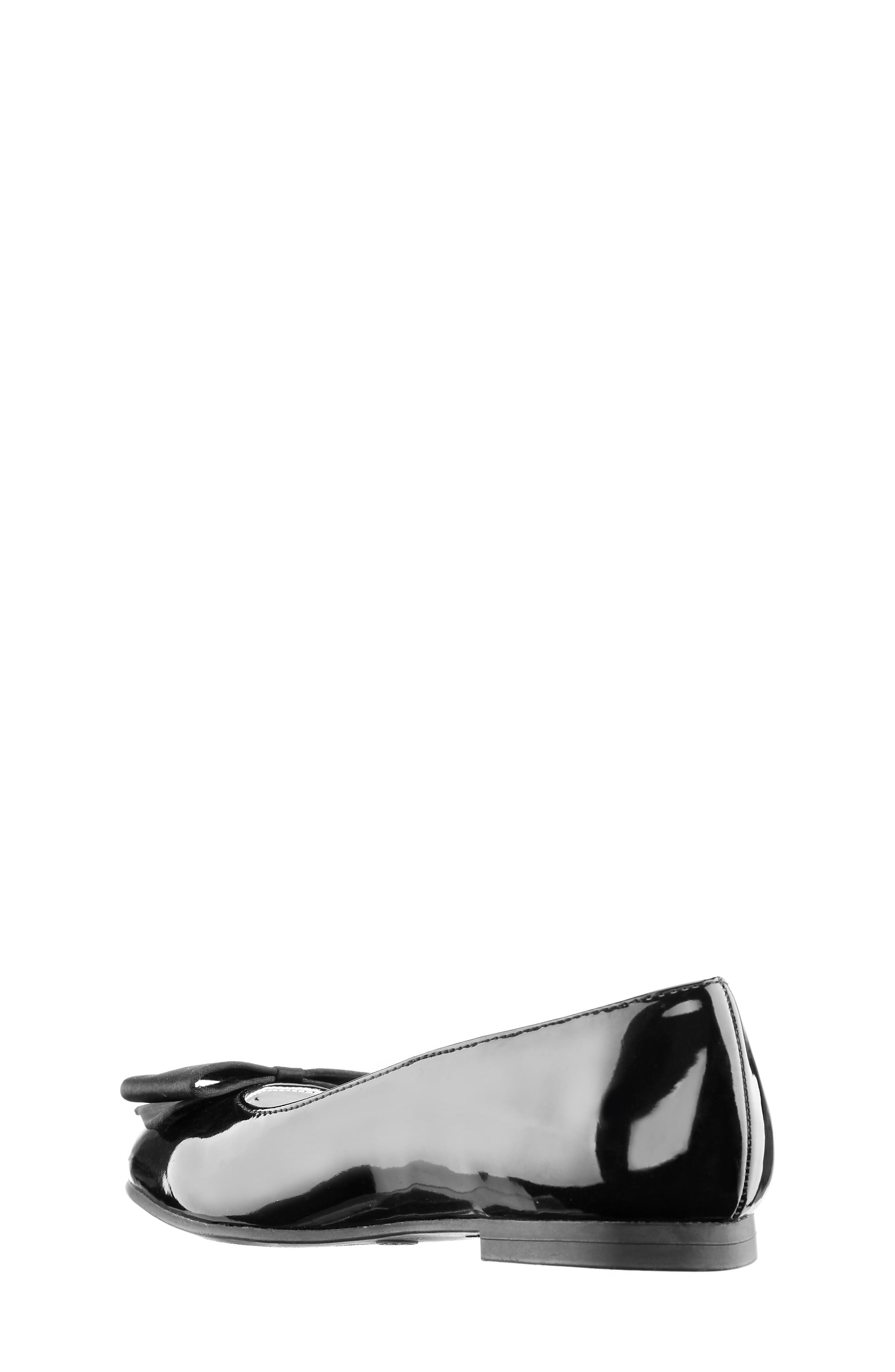 Nina 'Pegasus' Flat, Alternate, color, 