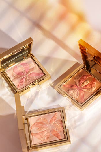 LOrchidée Highlighter Blush