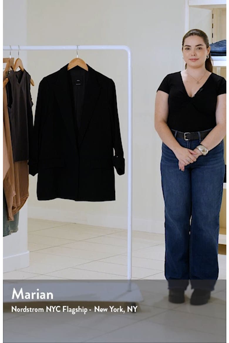 Single Breasted Suit Blazer video