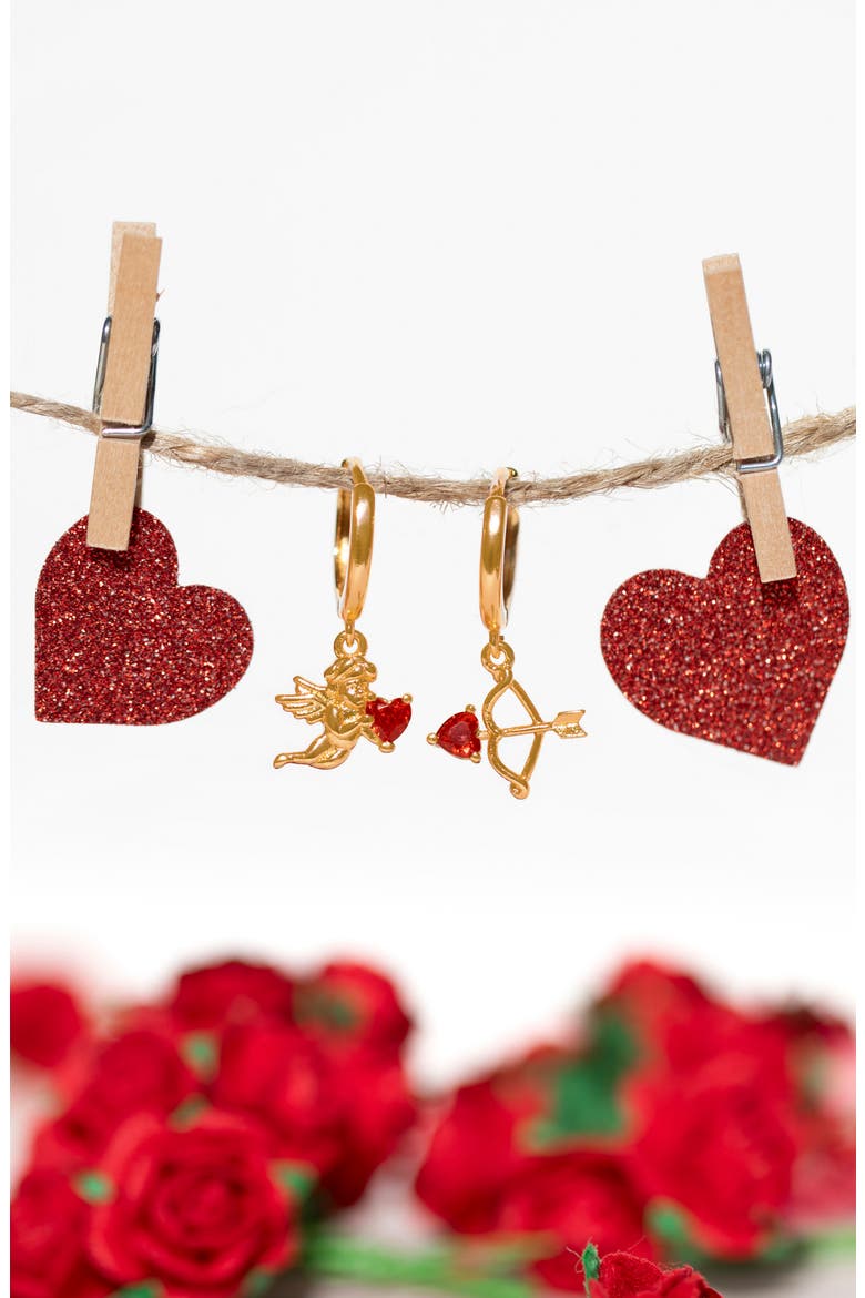 Cupids Mismatch Huggie Hoop Drop Earrings, Alternate, color, GOLD