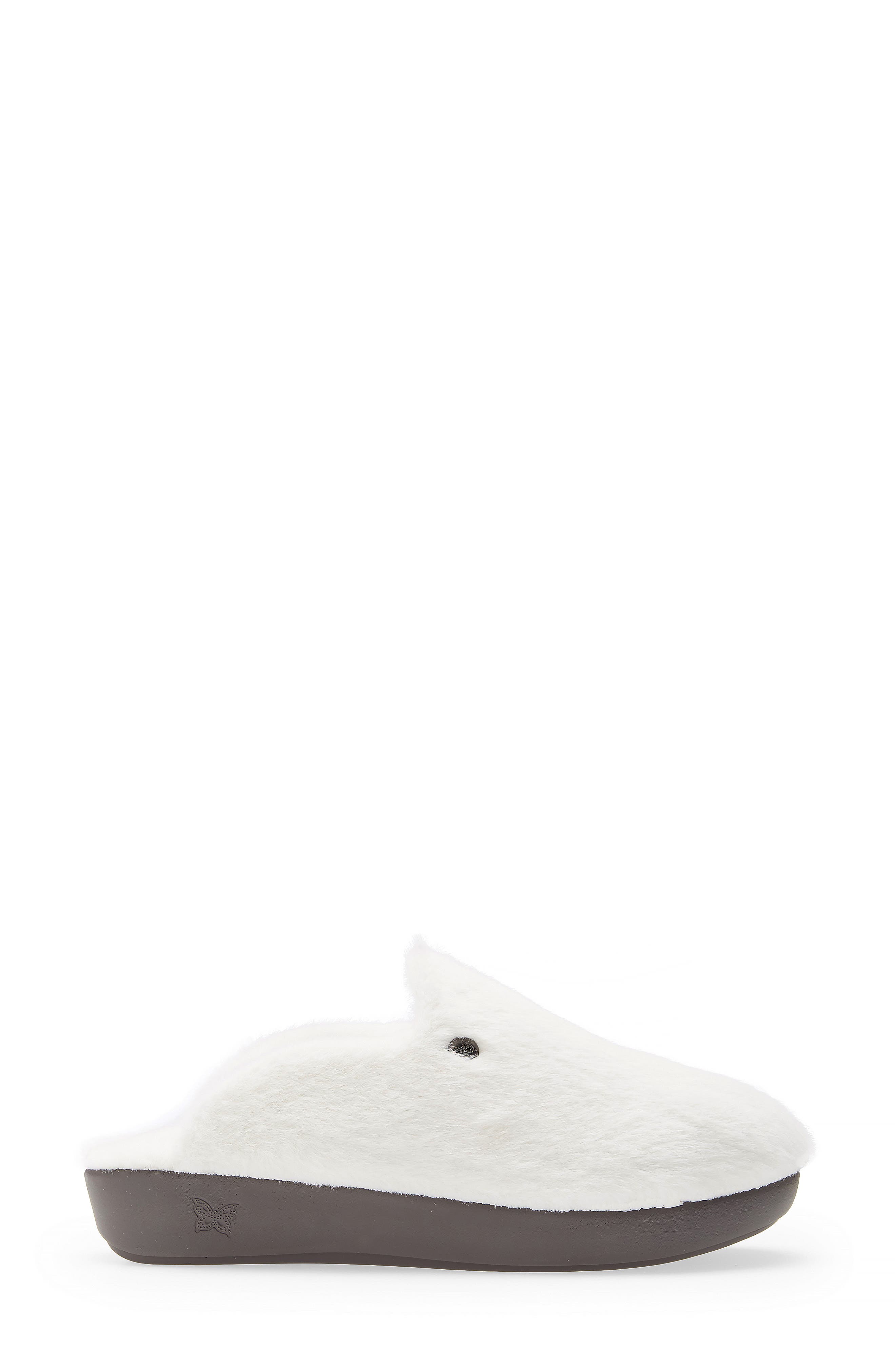 Leisurelee Faux Fur Slipper, Alternate, color, WHITE