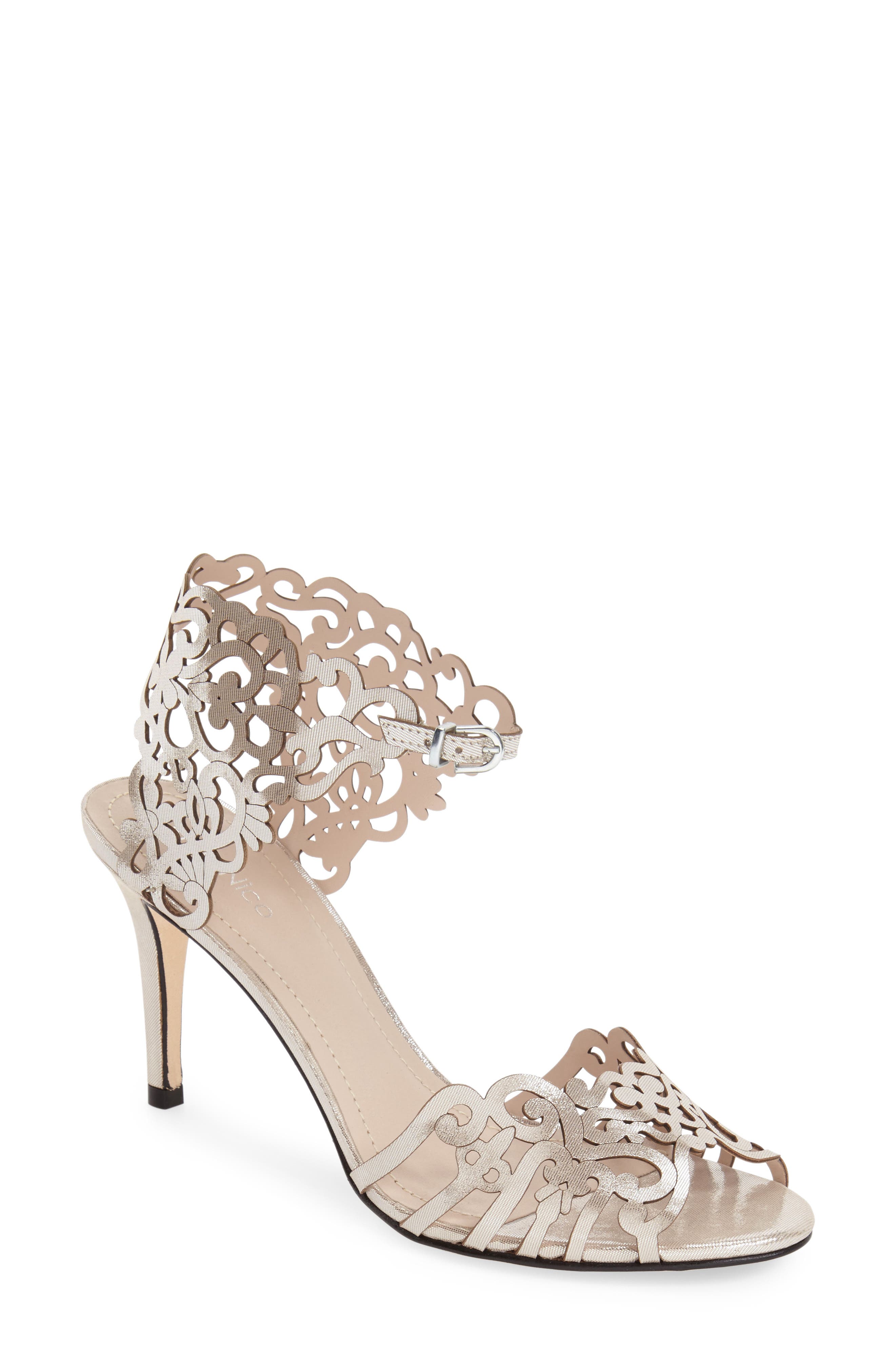 Klub Nico 'Moxie 3' Sandal, Main, color, 