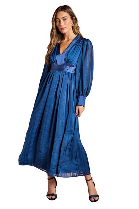 V-Neck Long Sleeve Maxi Dress