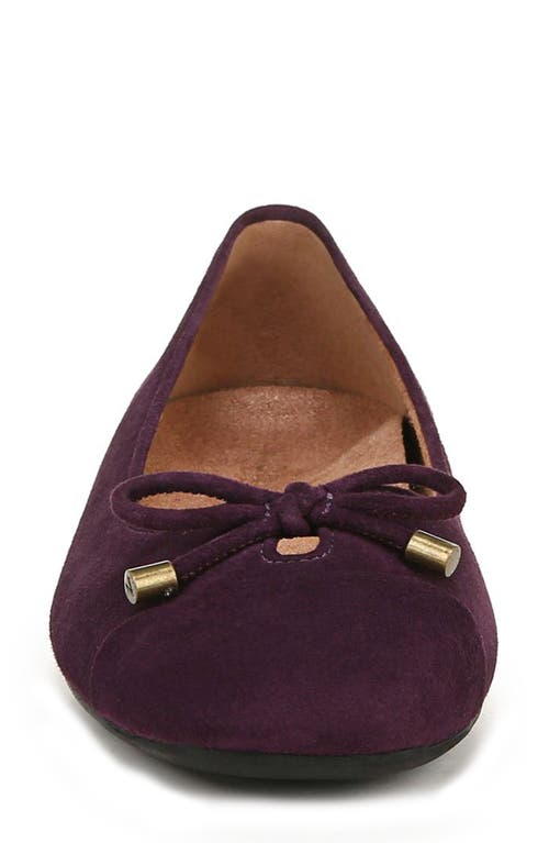 Vionic Klara Cap Toe Flat In Brown