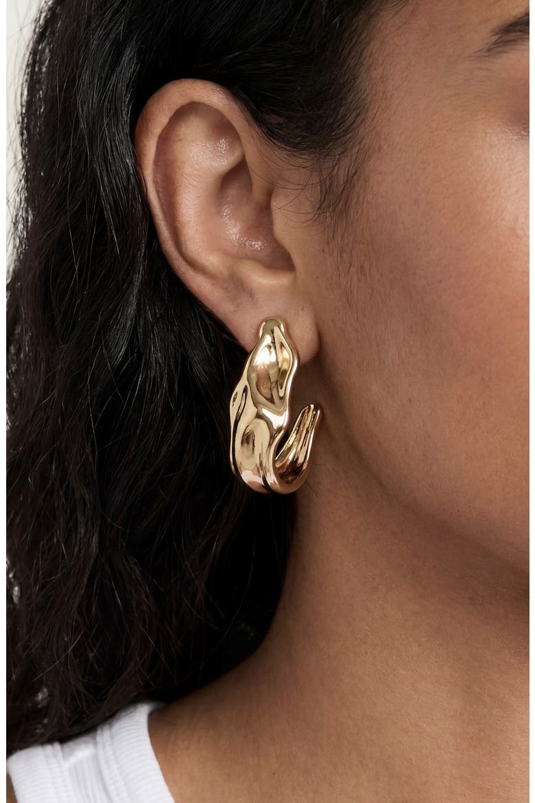 Curve Hammered Hoop Earrings, Alternate, color, GOLD