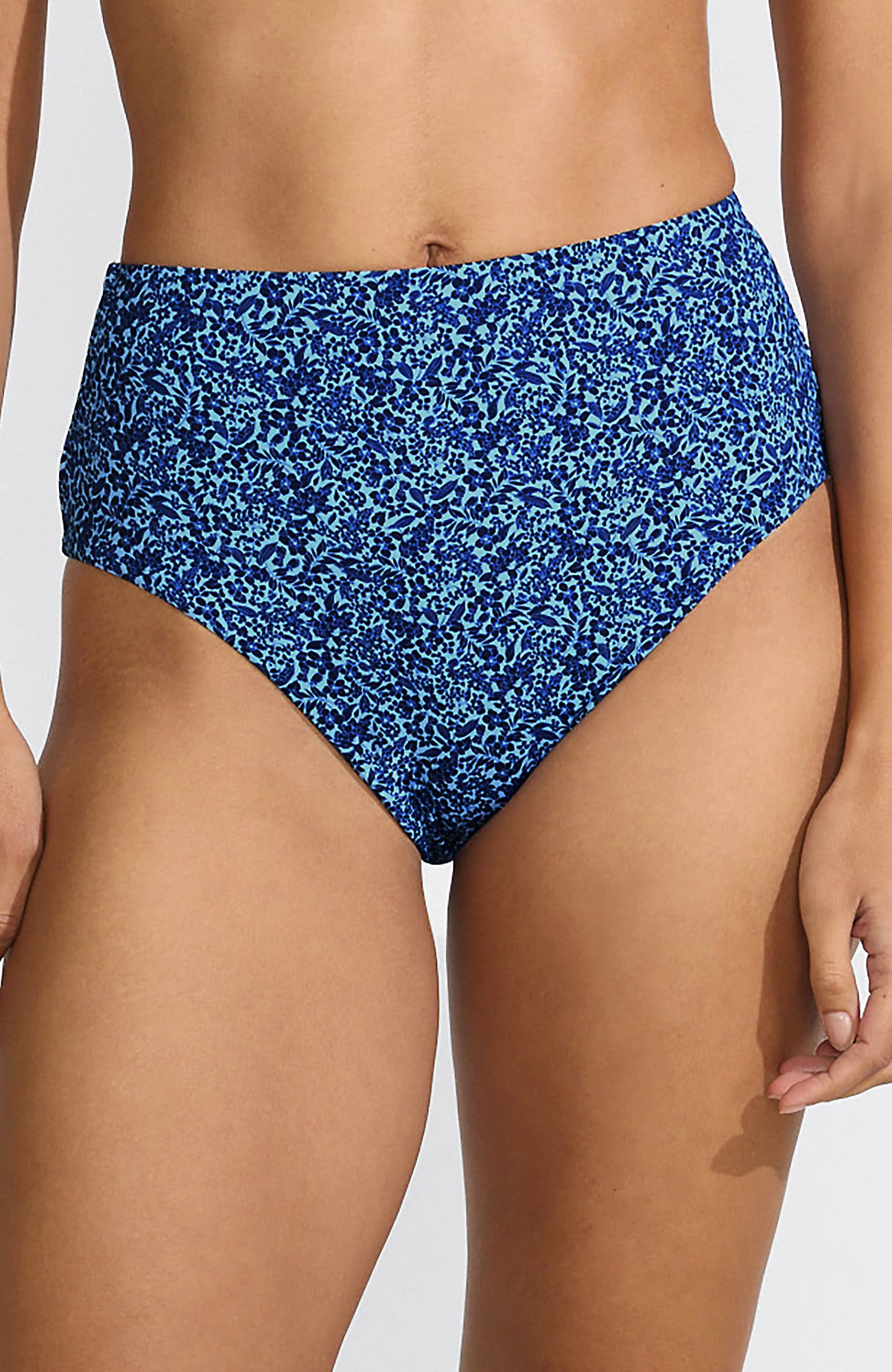 Navy/Cloud Blue Ditsy Lilies