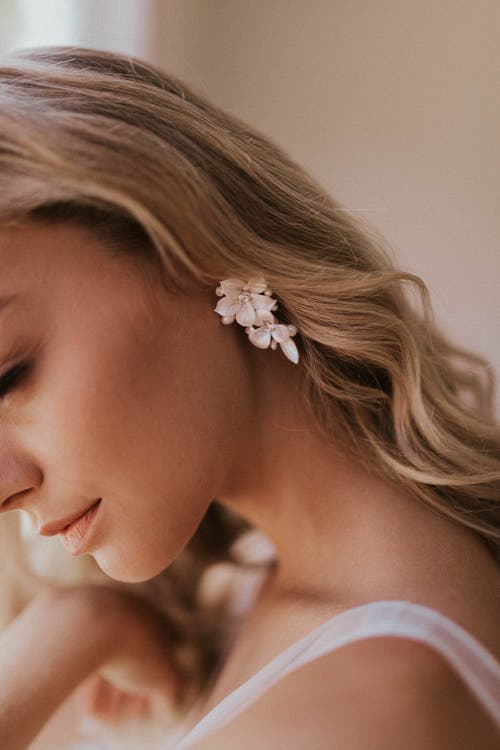 Untamed Petals Louise Porcelain Flower Earrings In Metallic