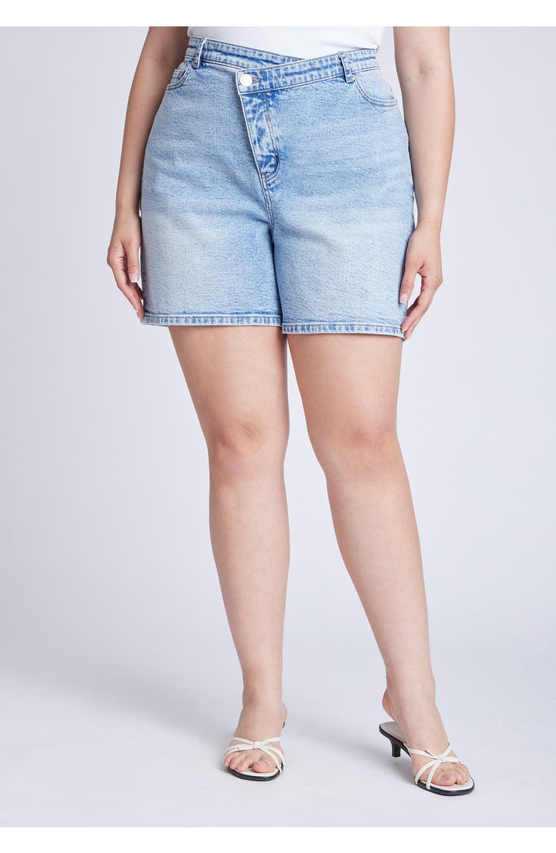 ELOQUII Overlap Waistband Shorts, Alternate, color, Light Wash