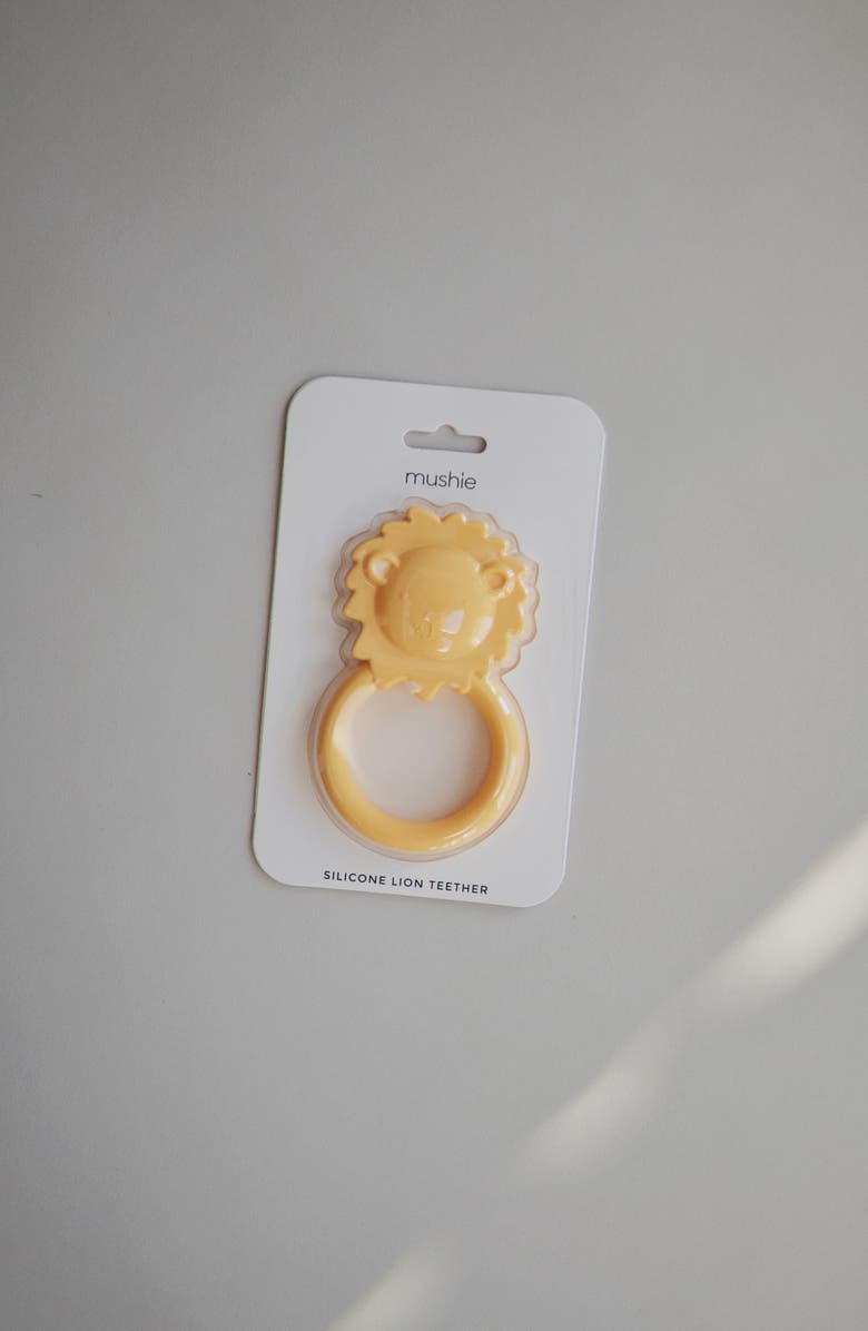 Mushie Lion Silicone Ring Teether, Alternate, color, 