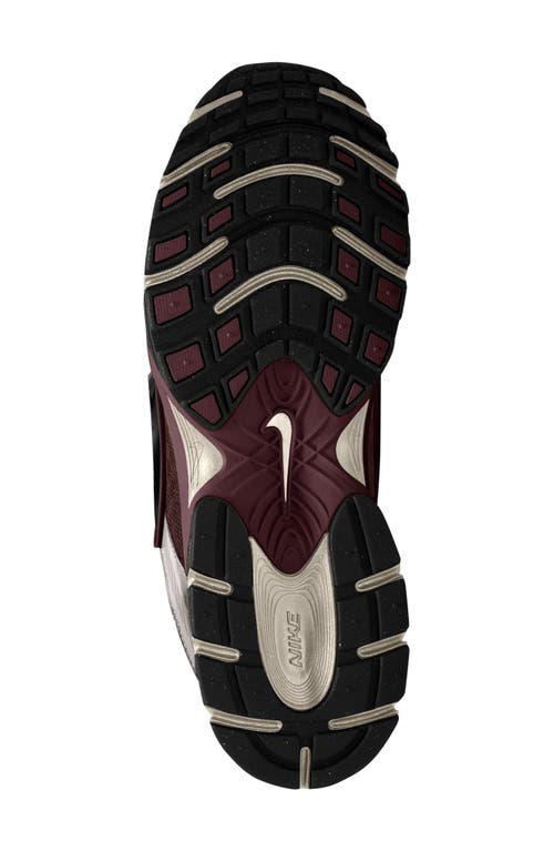 Nike V5 Rnr Sneaker In Multi
