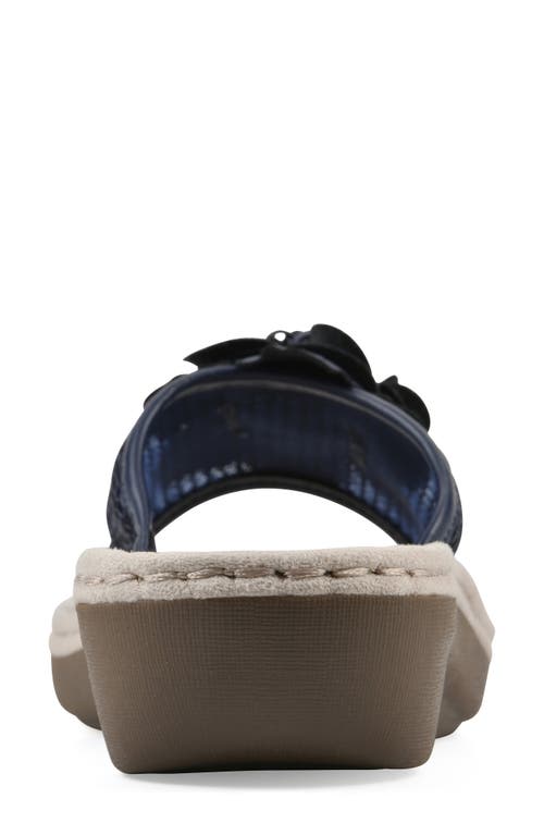 Cliffs By White Mountain Chill Slide Sandal In Navy Fabric