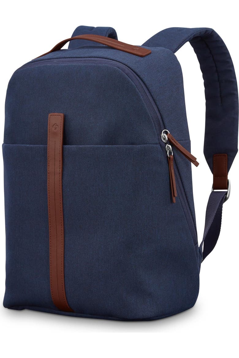 backpack with padded laptop sleeve Travelpro Platinum Elite Slim The mesh bottle pocket on one side can accommodate large bottles Water Resistant Backpack with Padded