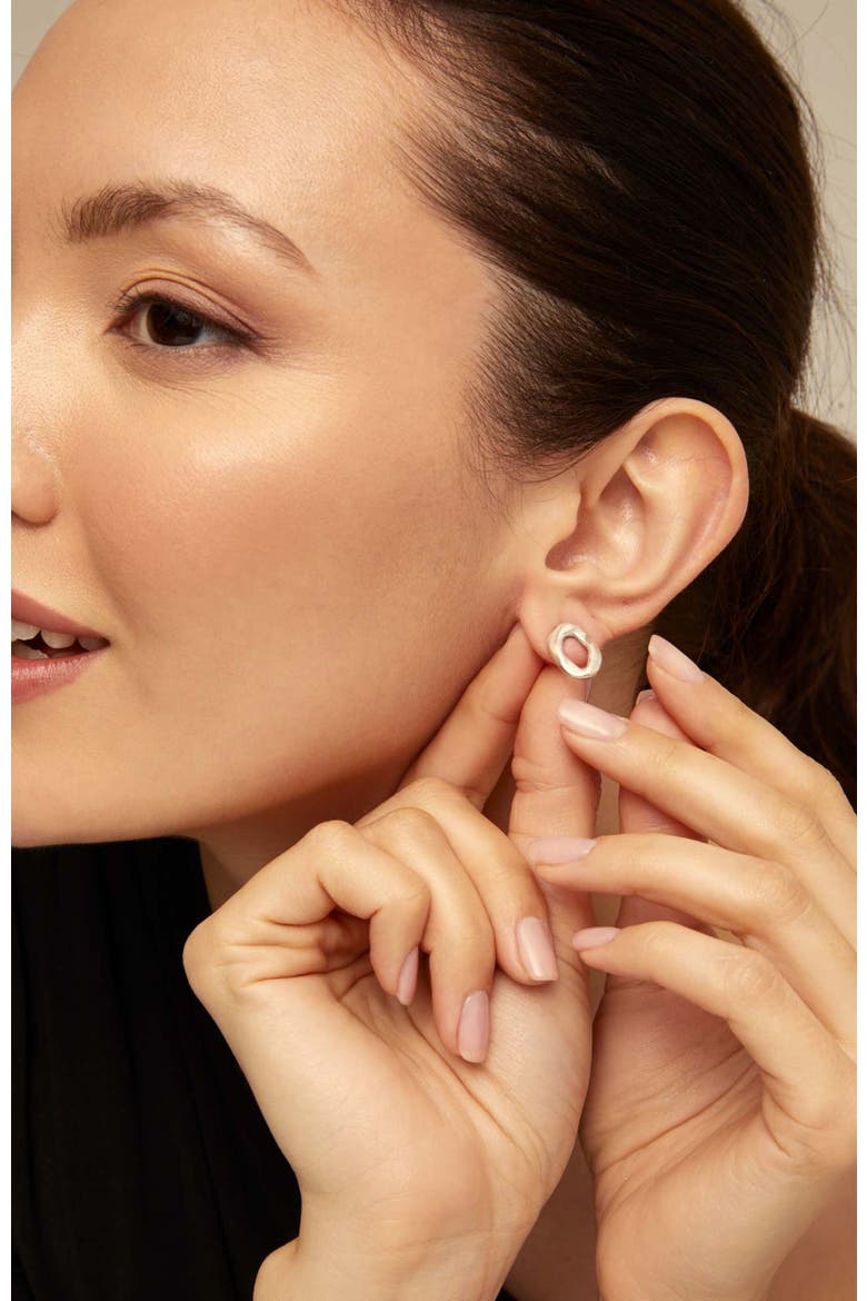 Sculpted Link Hoop Earrings, Alternate, color, Silver