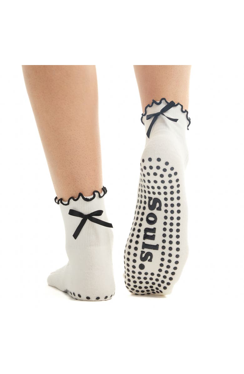 Souls. Ruffle Bow Ankle Grip Socks, Alternate, color, Off-White