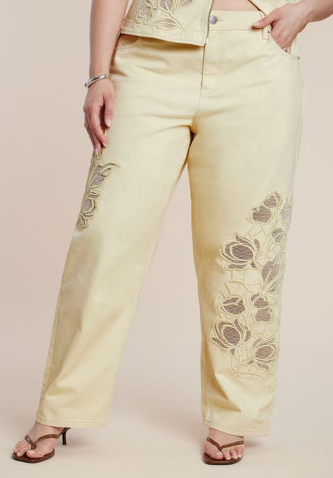 Floral Embroidery Jean (Plus)