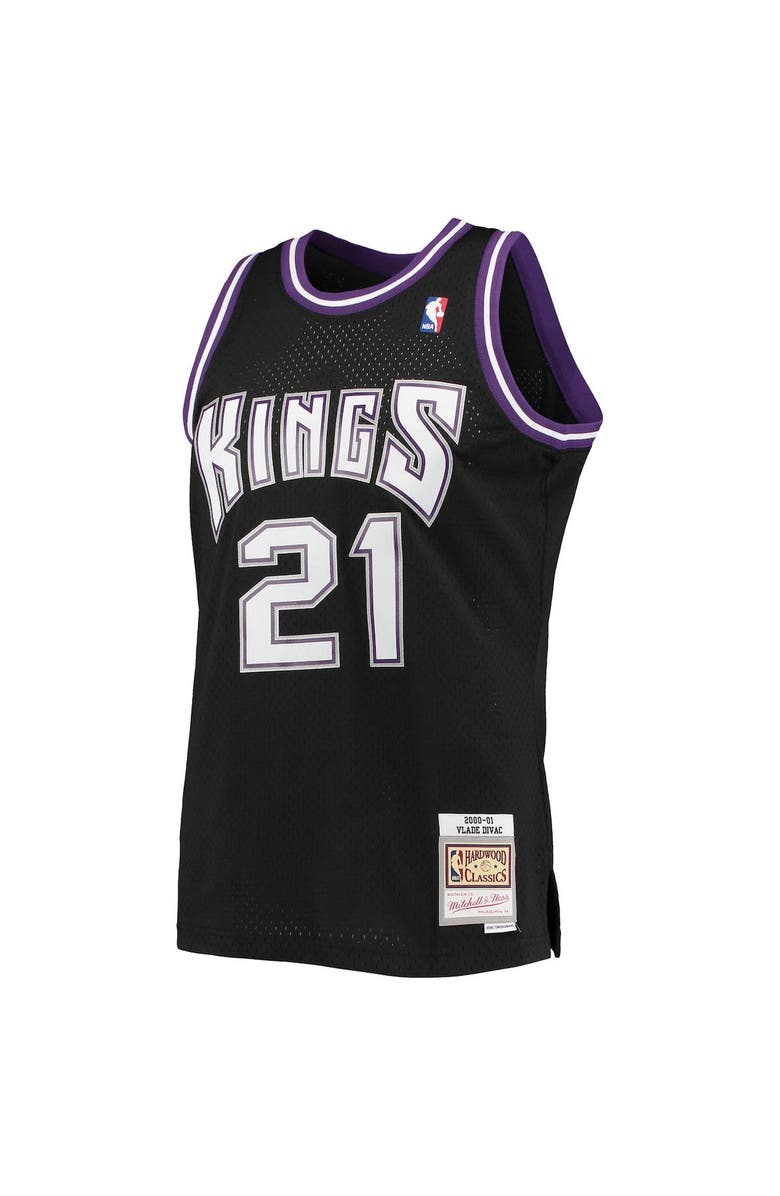 Mitchell & Ness Men's Mitchell & Ness Vlade Divac Black Sacramento Kings 2000/01 Hardwood Classics Swingman Jersey, Alternate, color, Black