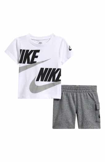 Nike Logo Tee & Cargo Shorts 2-Piece Set