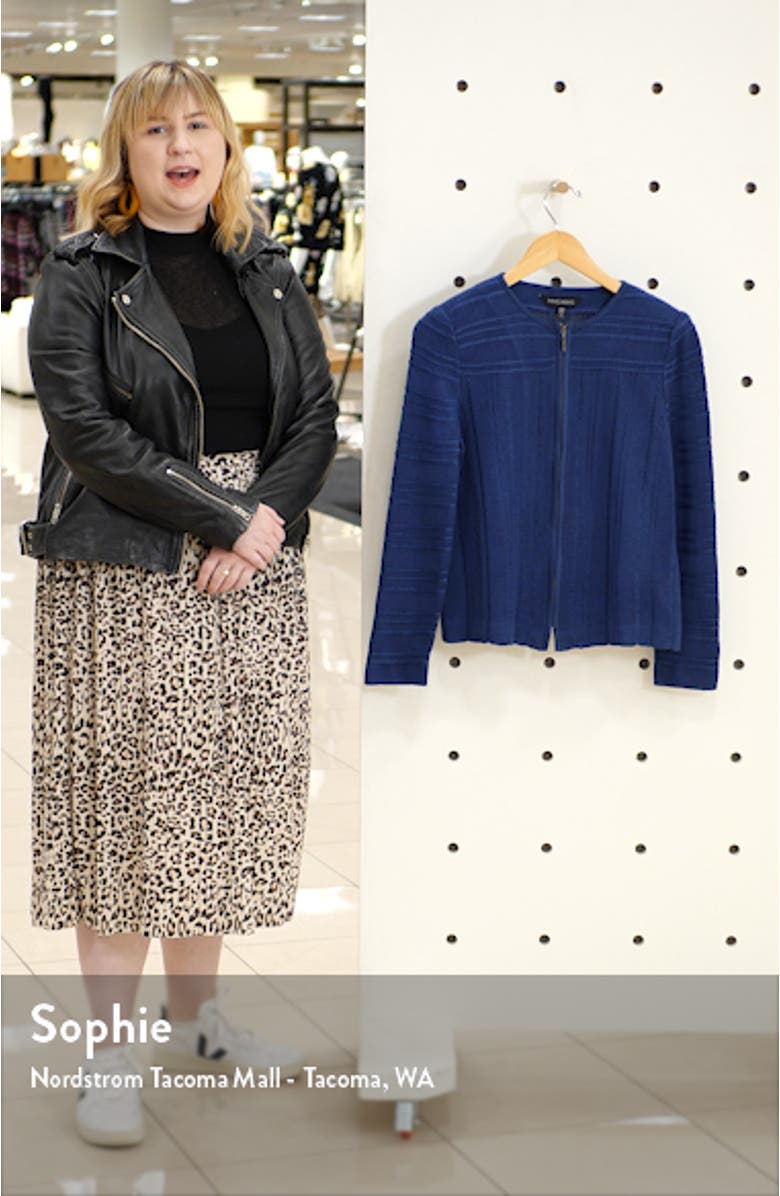 Front Zip Pullover, sales video thumbnail