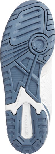 550 Basketball Sneaker