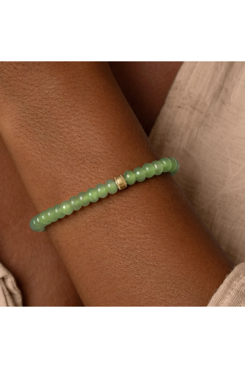 Sacred Balance Jade Stretch Bracelet, Alternate, color, Pastel Green/Gold