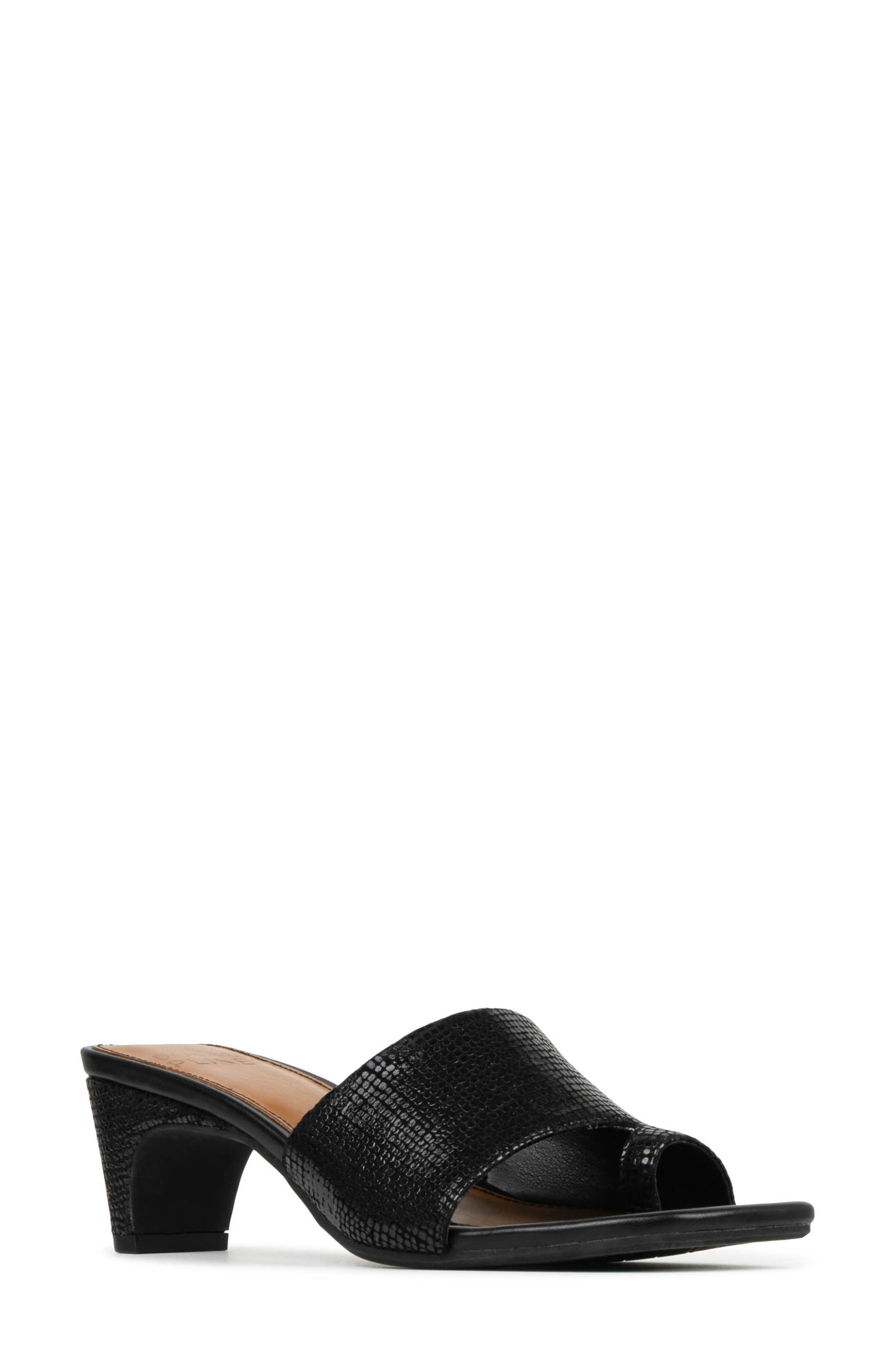 Donald Pliner Farrah Toe Loop Sandal, Main, color, Black