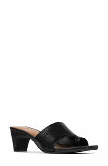 Donald Pliner Farrah Toe Loop Sandal