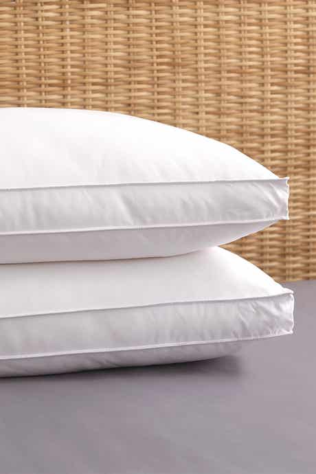 Allied Home Pure Shield Queen Dust Mite/Bed Bug Resistant Gel Fiber Gusseted Pillow - Set of 2