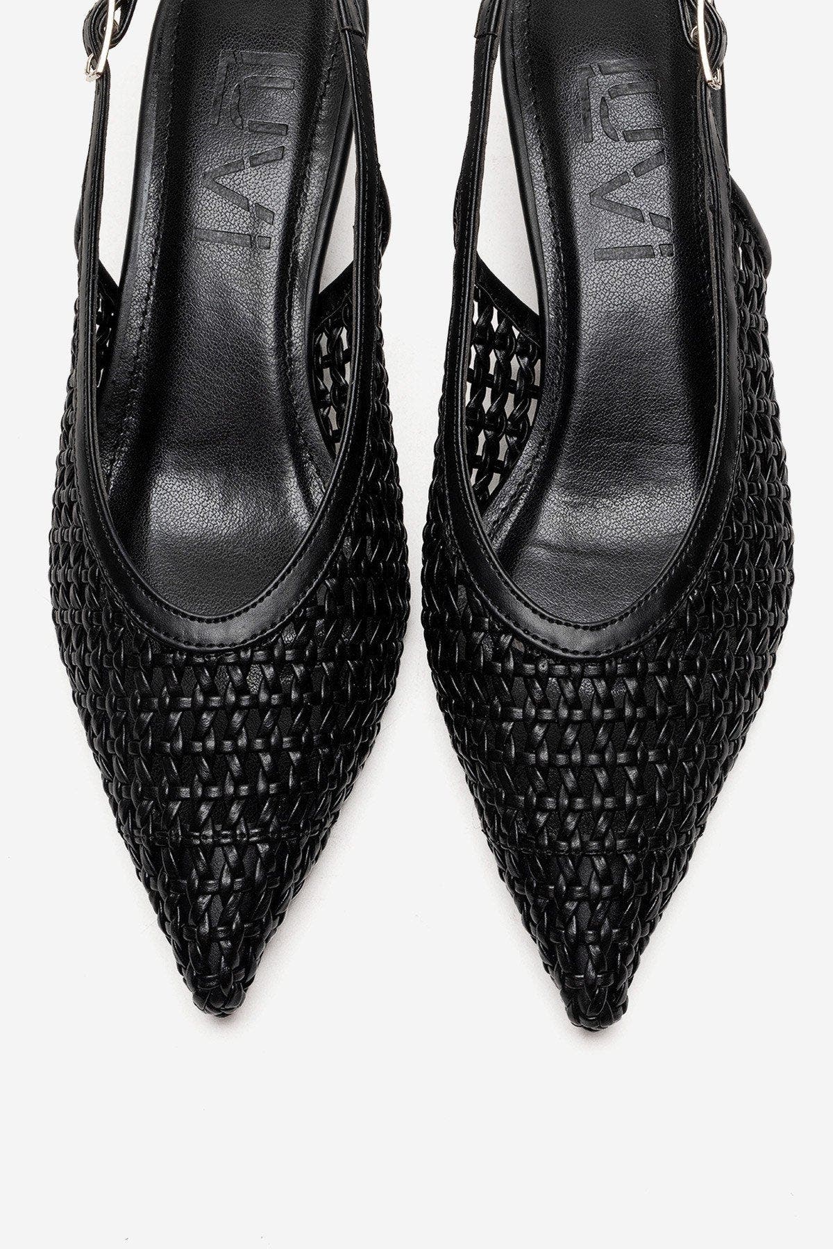 Prologue Shoes Orelis Kitten Heel Pump, Alternate, color, Black