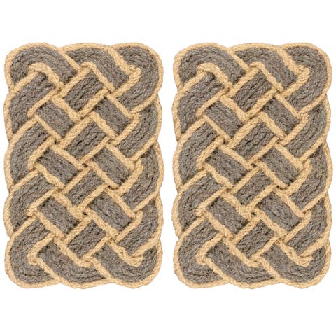 Maeve Classic Coastal Scalloped Basketweave Coir Indoor/Outdoor DoorMat