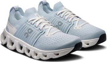 On Cloudswift 4 Running Shoe (Women) | Nordstrom display picture 3