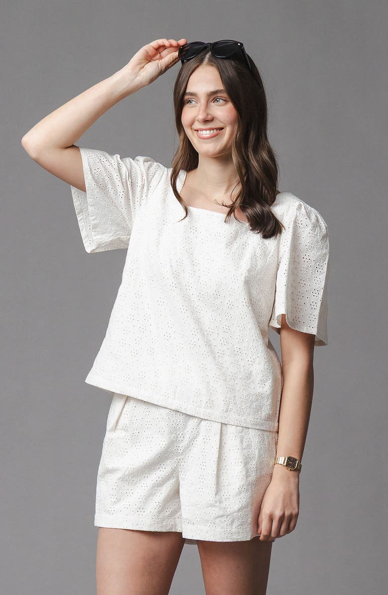 Hope & Henry Organic Eyelet Button Tab Short, Alternate, color, Natural Eyelet