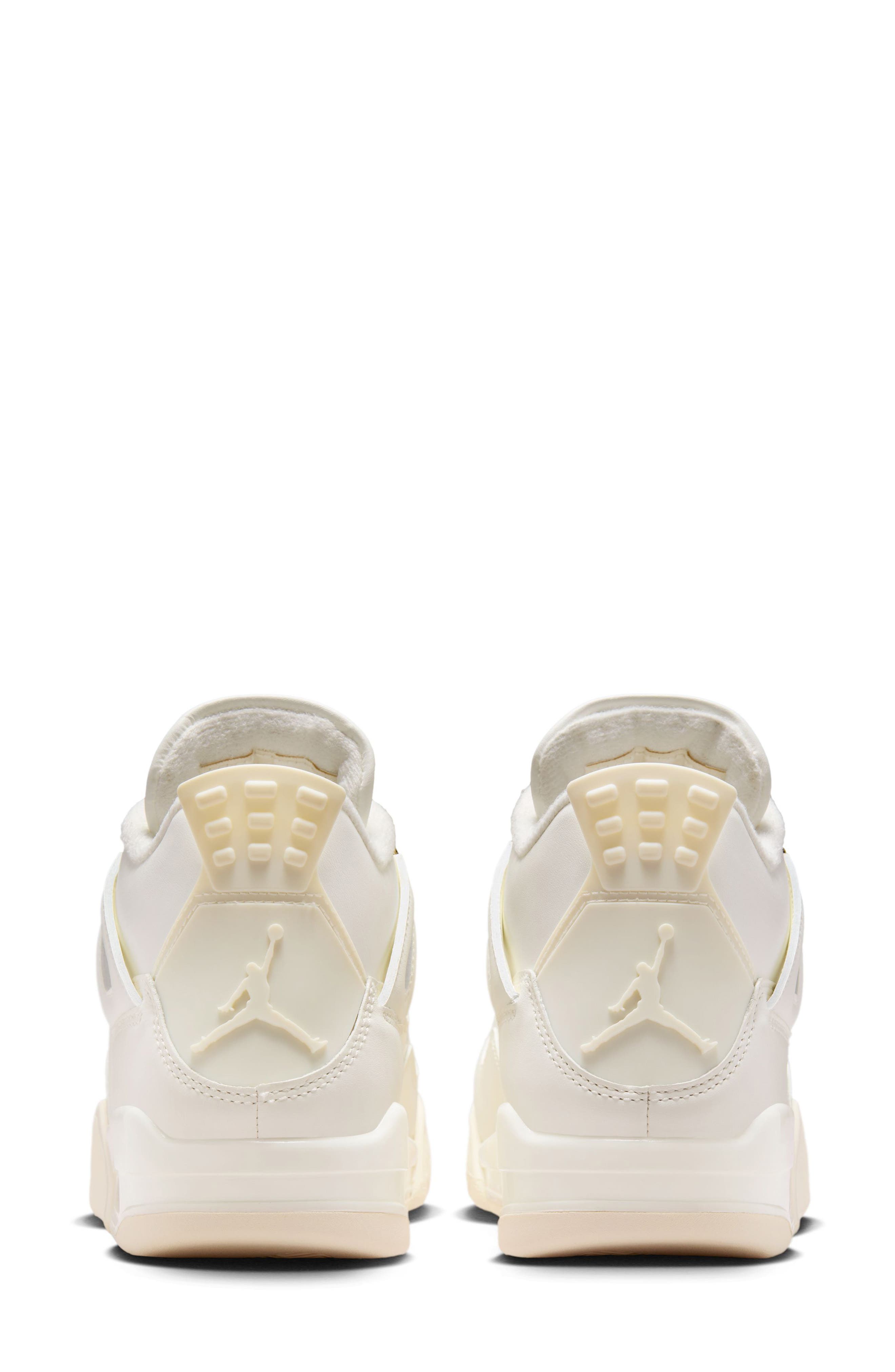 Air Jordan 4 Retro Basketball Sneaker, Alternate, color, SAIL/ METALLIC GOLD/ BLACK