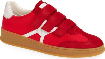 Reagan Sneaker