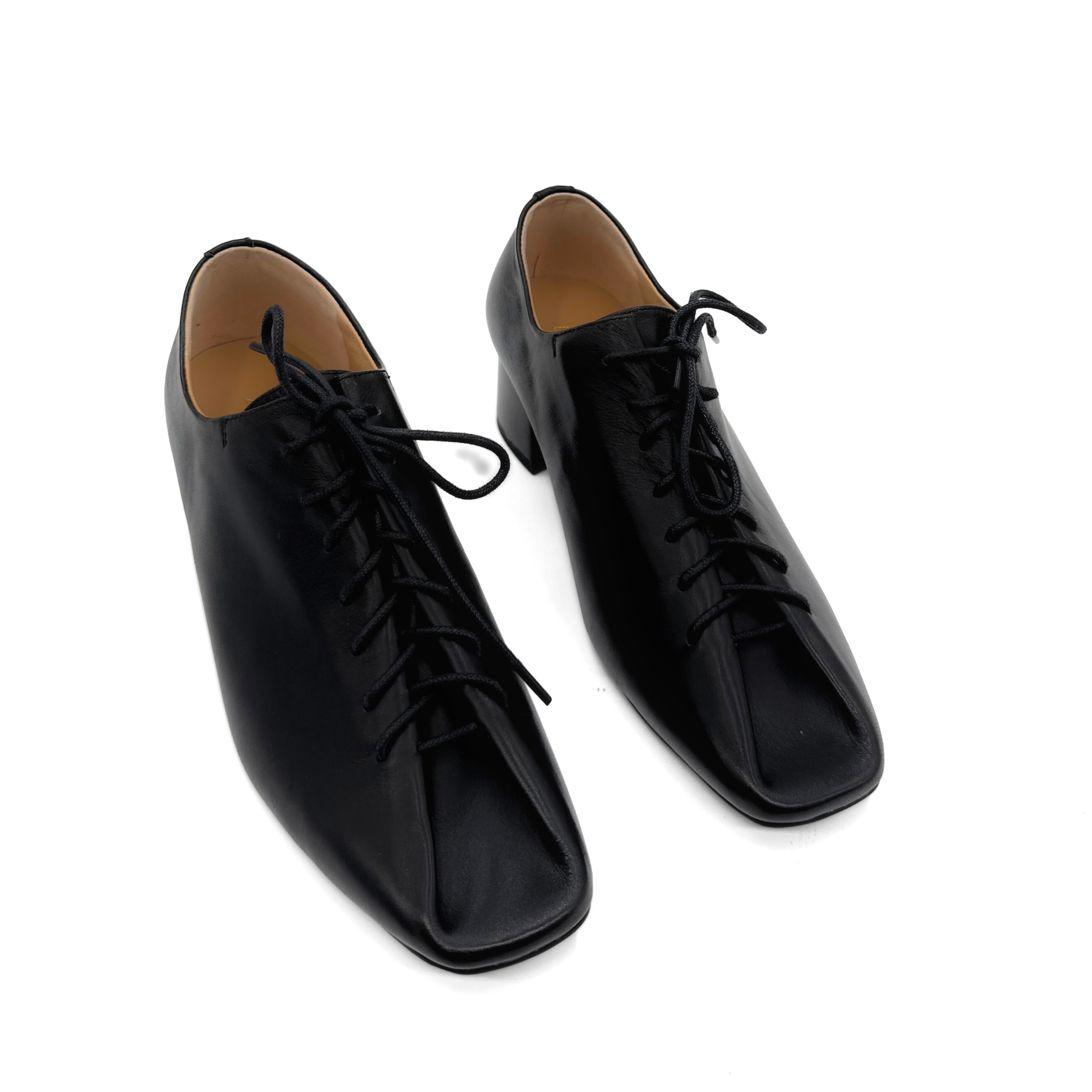 Amie Rafa Earl Choked Up Pump, Alternate, color, Black