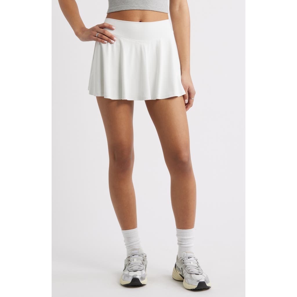 Bp. Skater Miniskort In White Blanc