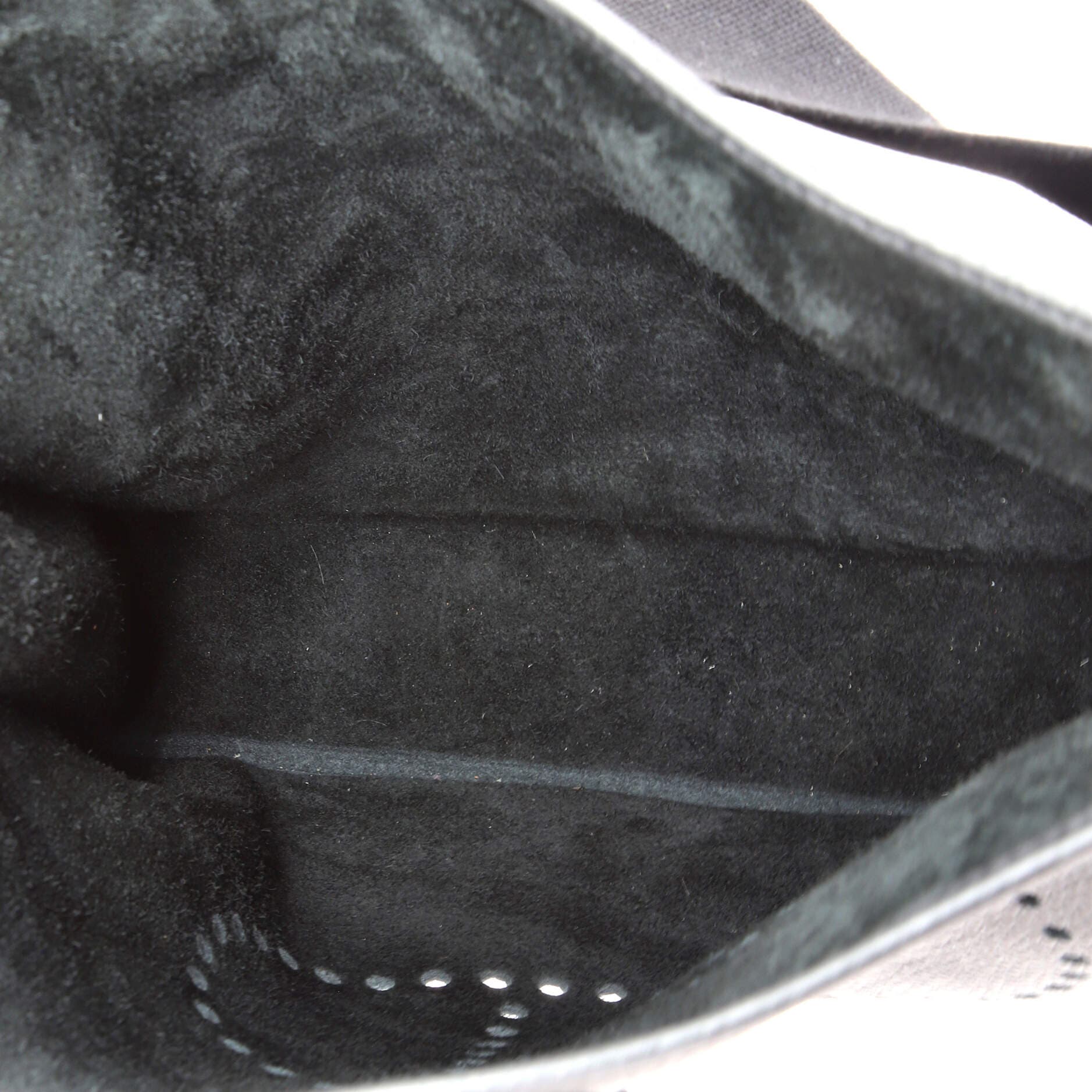 Pre-Owned Hermes Evelyne Bag Gen III Clemence GM, Alternate, color, Noir