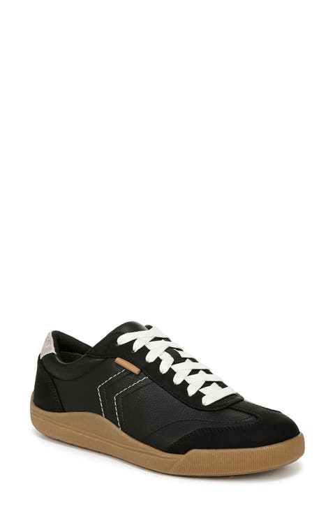 Be True Sneaker (Women)