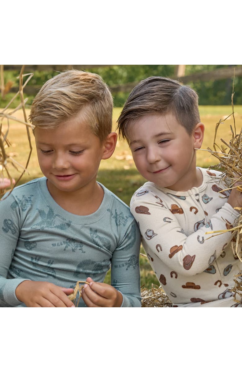 Modern Moments<sup
™</sup
 by Gerber Hacci Sung Fit Footless Pajama Set, Alternate, color, Blue Animals