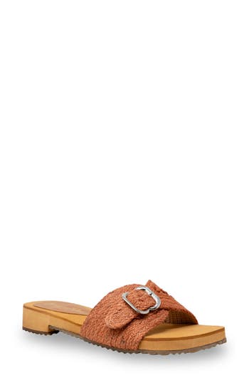 CHASE & CHLOE CHASE AND CHLOE BUCKLE SLIDE SANDAL 