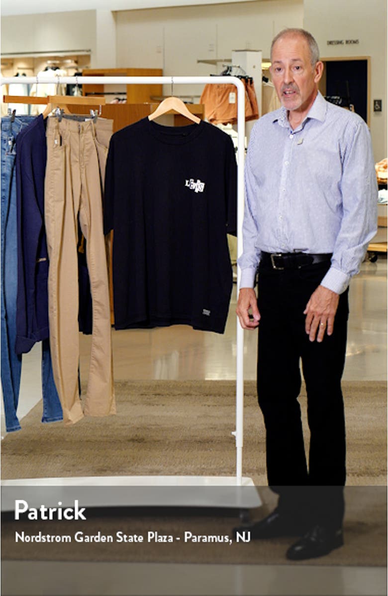 Skate Boxy Graphic T-Shirt, sales video thumbnail