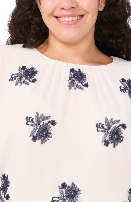 Cece Smocked Cuff Top In New Ivory
