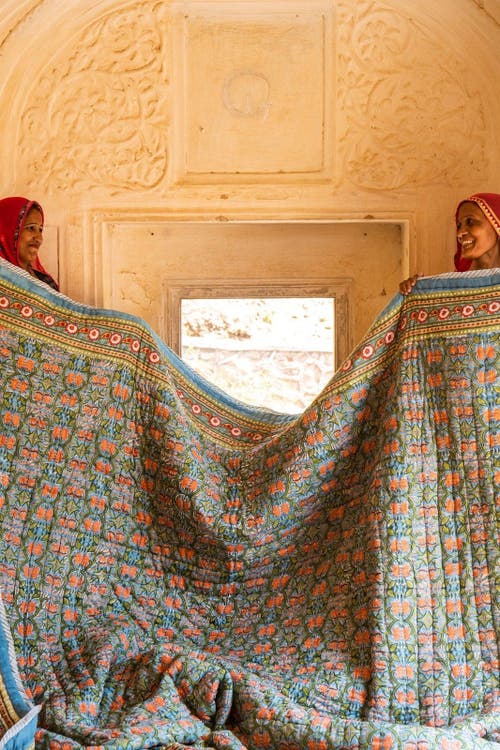 Cqc La Topanga Quilt In Multi