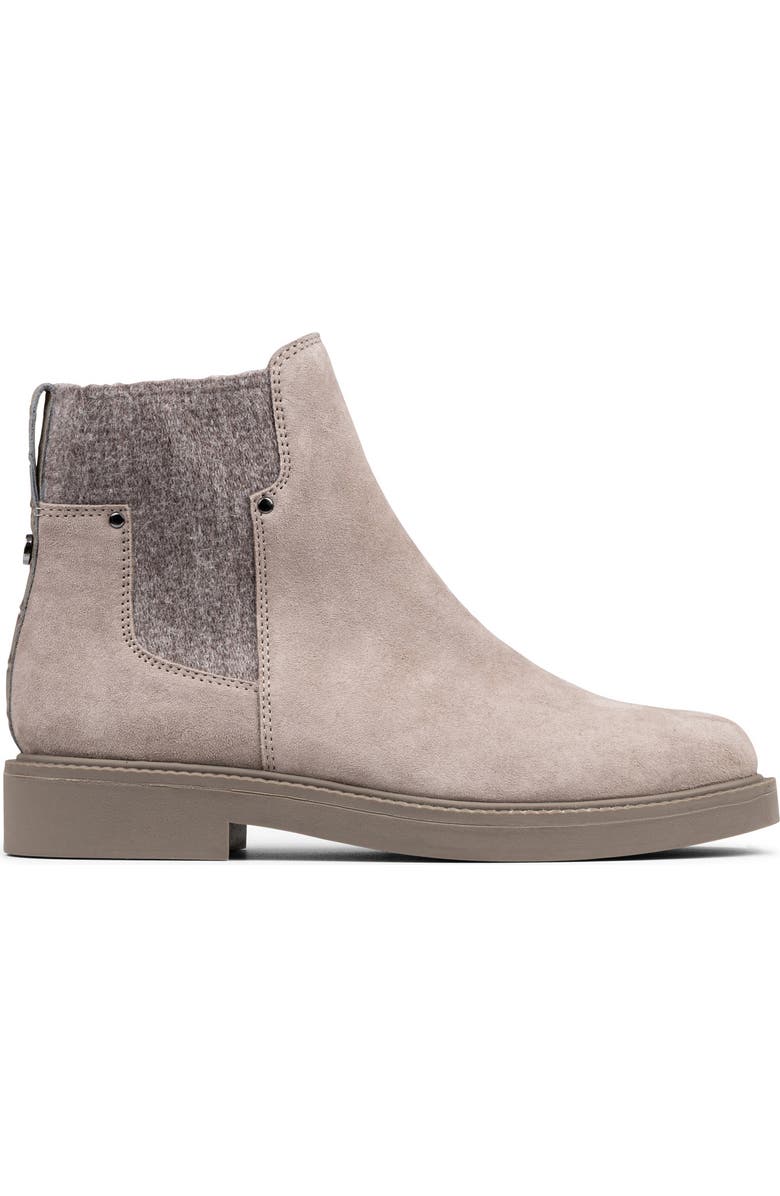 Donald Pliner Gwineva Chelsea Boot, Alternate, color, Gray