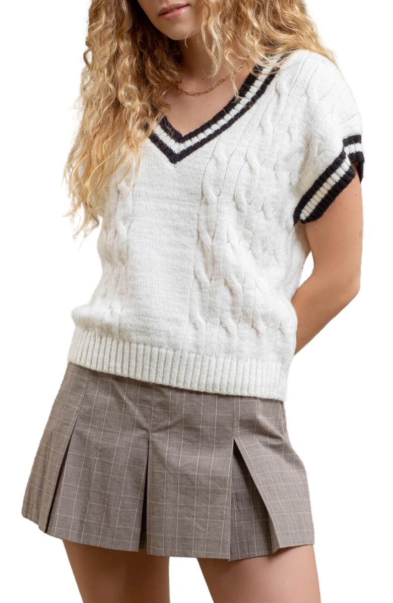 Blu Pepper V-Neck Sleeveless Sweater, Main, color, 