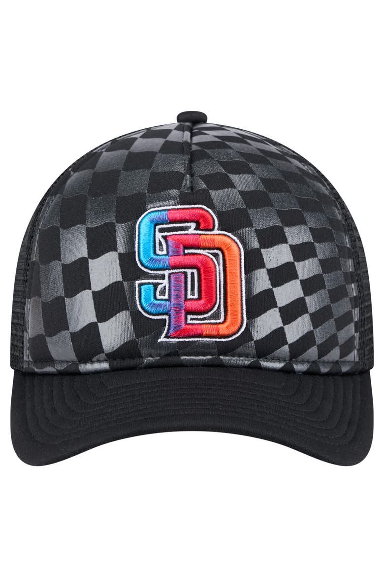 Men's New Era Black San Diego Padres Gradient 9FORTY A-Frame M-Crown Trucker Adjustable Hat, Alternate, color, Black