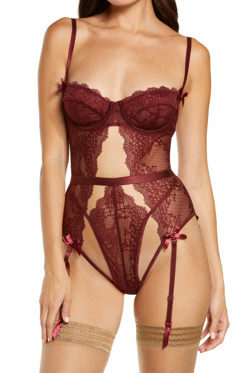 Oh La La Cheri Underwire Lace Teddy & Thong Set, Main, color, 