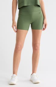 TravisMathew Ablaze High Waist Pocket Bike Shorts