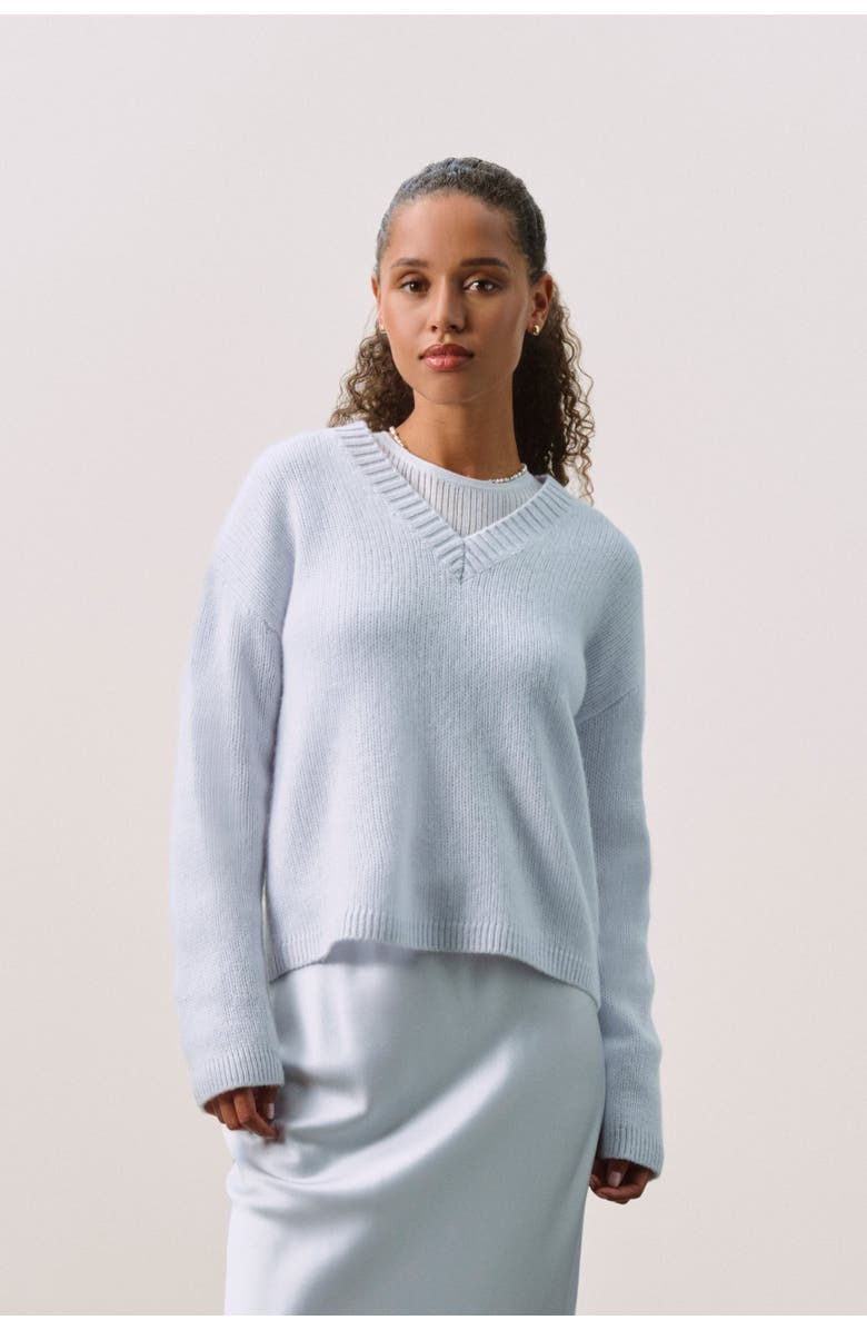 NAKED CASHMERE Off Gauge Long Sleeve V-Neck, Main, color, Cloud