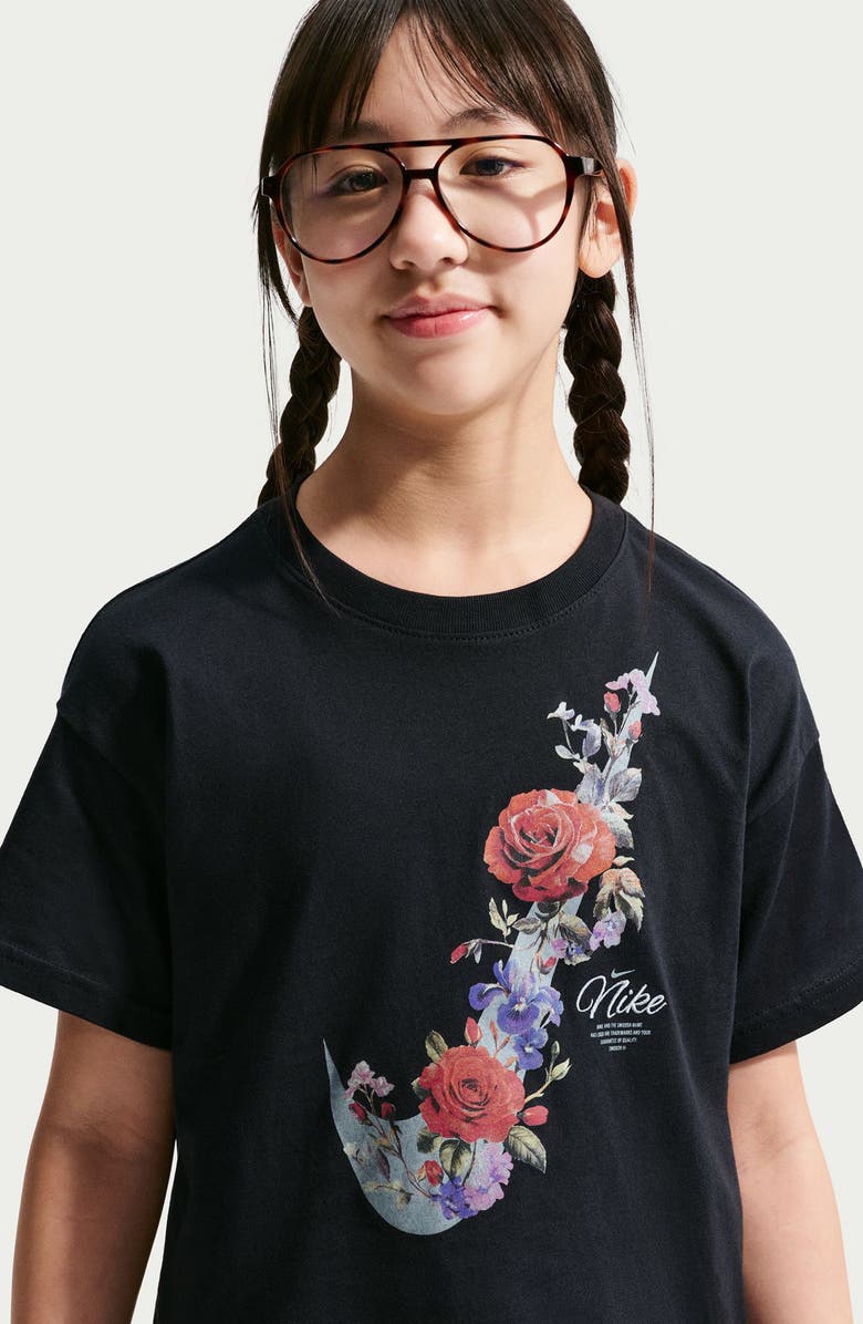 Nike Kids' Sportswear Essentials Bloom Boxy T-Shirt, Alternate, color, Black/ Platinum Tint